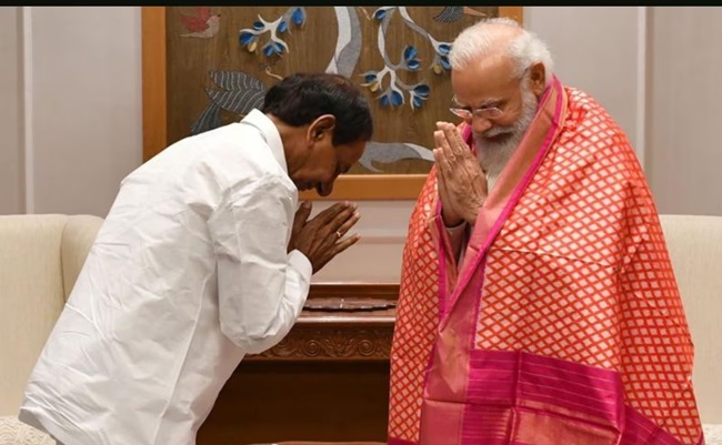 KCR Gives Hint To Join NDA?