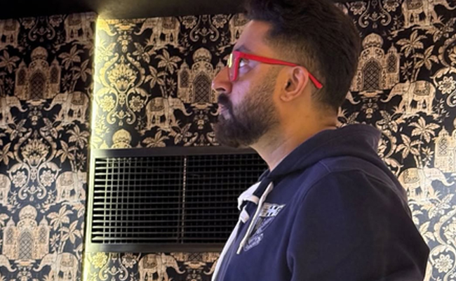 Amitabh Bachchan cheers for son Abhishek’s journey