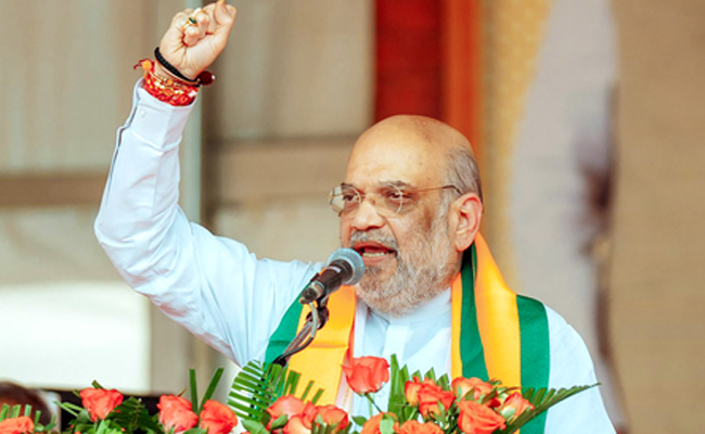 HM Shah reaches Bastar to attend Dussehra Darbar 