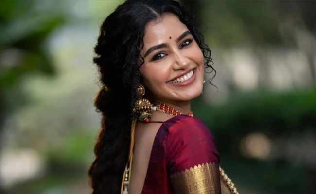Half a dozen films from Anupama Parameswaran