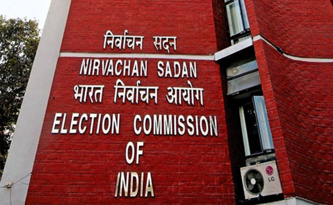 ECI invites Rahul Gandhi to clear his doubts 