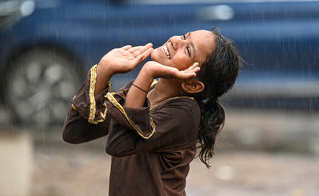 The Third Eye: Happiness, exploring its paradigms