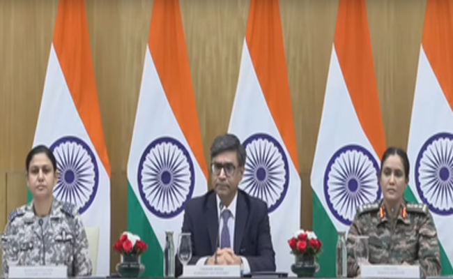 India warns Pakistan