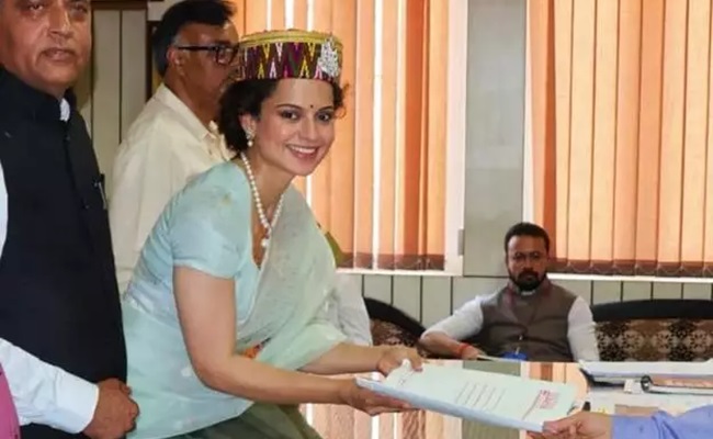 How much did Kangana Ranaut earn in the last 5 years?