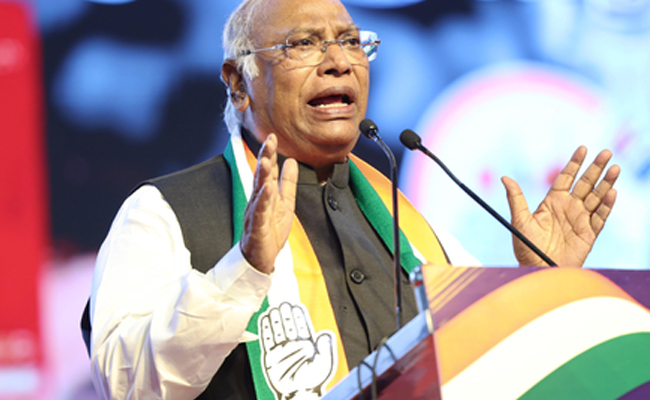 Kharge Questions Curbs on INDIA Bloc Protest