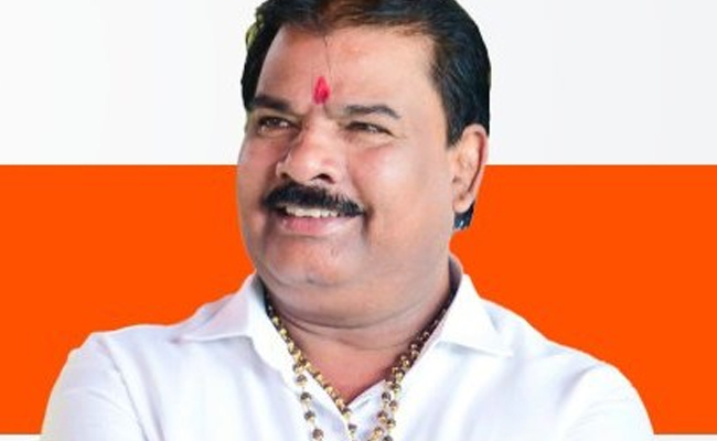 Maha Oppn slams Sanjay Gaikwad for being 'high on power'