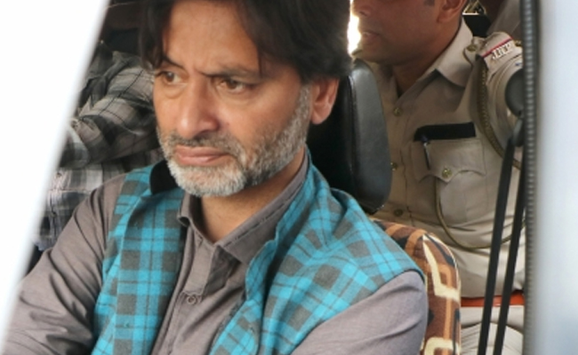 Delhi HC gives Yasin Malik four weeks to respond to NIA death penalty plea