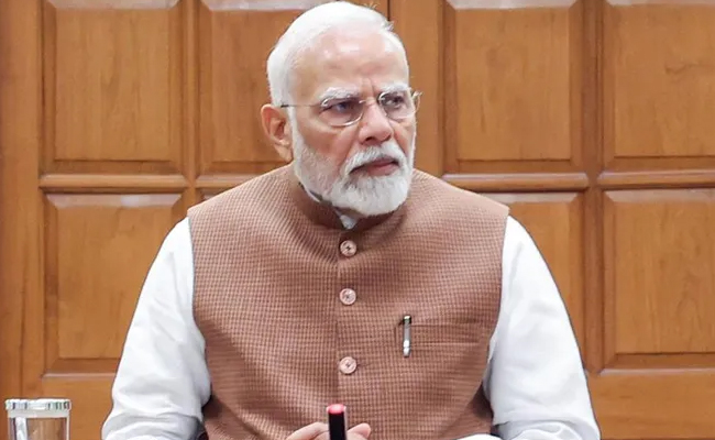 Modi Another Warning to Pakistan at Dahod Rally
