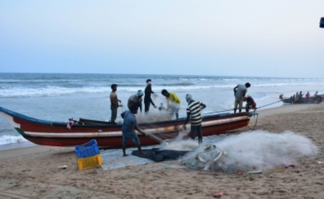 14 Indian fishermen from TN arrested by Sri Lankan Navy