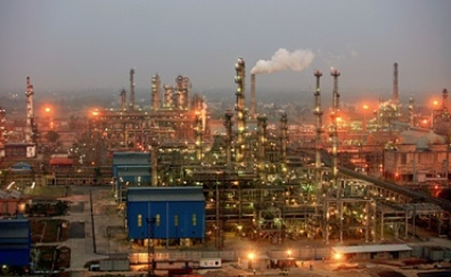 Saudi, Russia offer oil supply continuity for India 