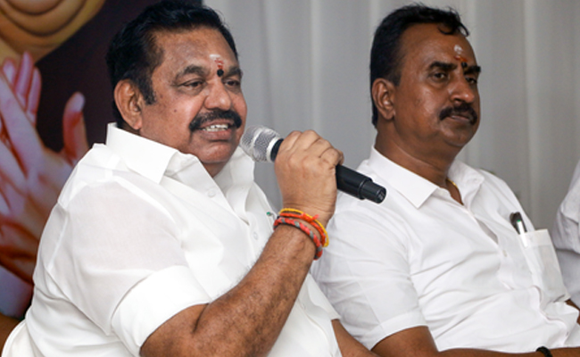 Palaniswami heads to Delhi amid AIADMK power struggle