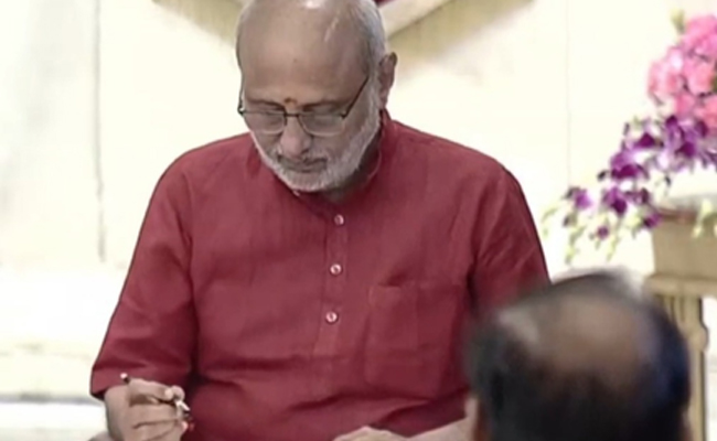 CP Radhakrishnan takes oath as 15th Vice President of India