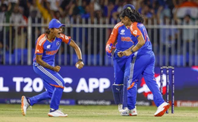 Renuka misses out as Sri Lanka opt to bowl against India