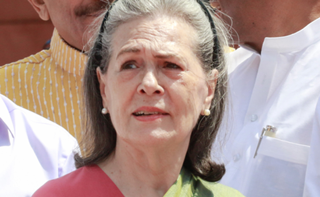 Sonia Gandhi questions Modi govt's silence on Palestine